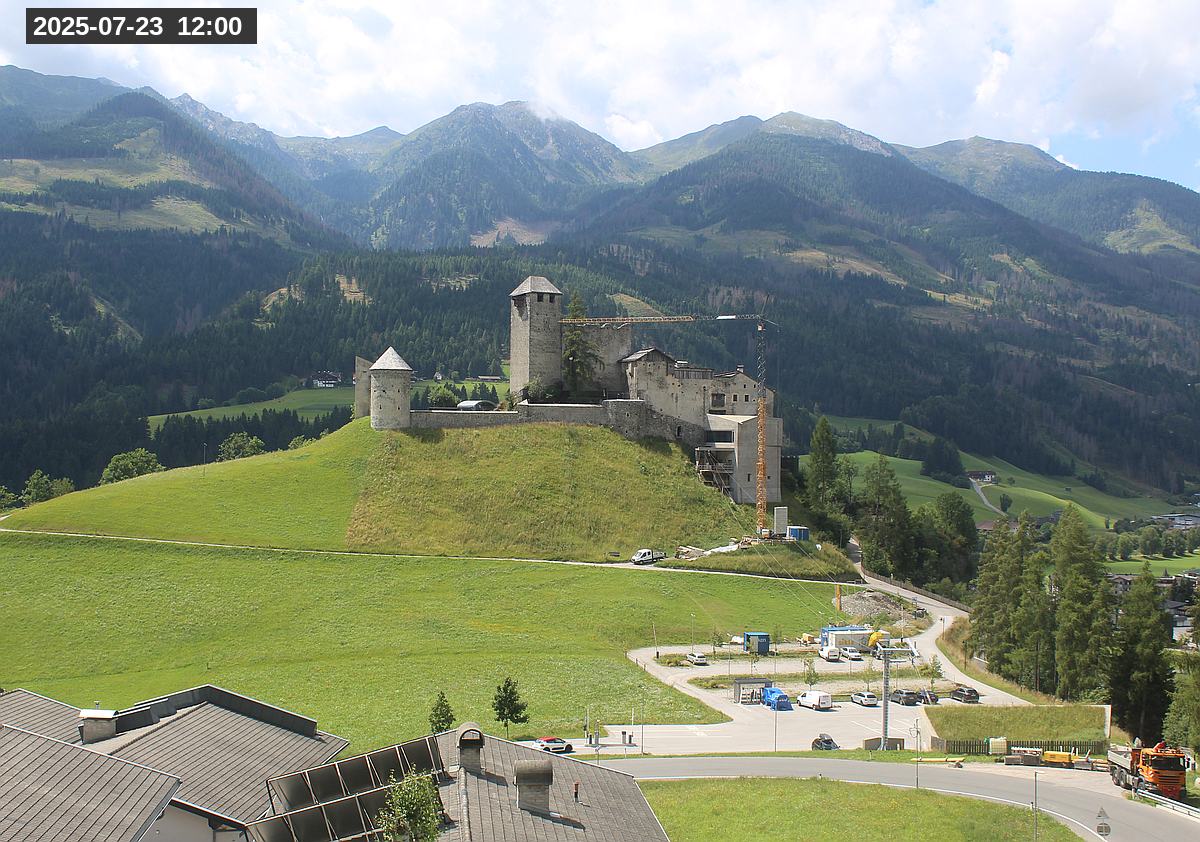 Webcam Burg Heinfels, 2025-07-23 12:00 Uhr