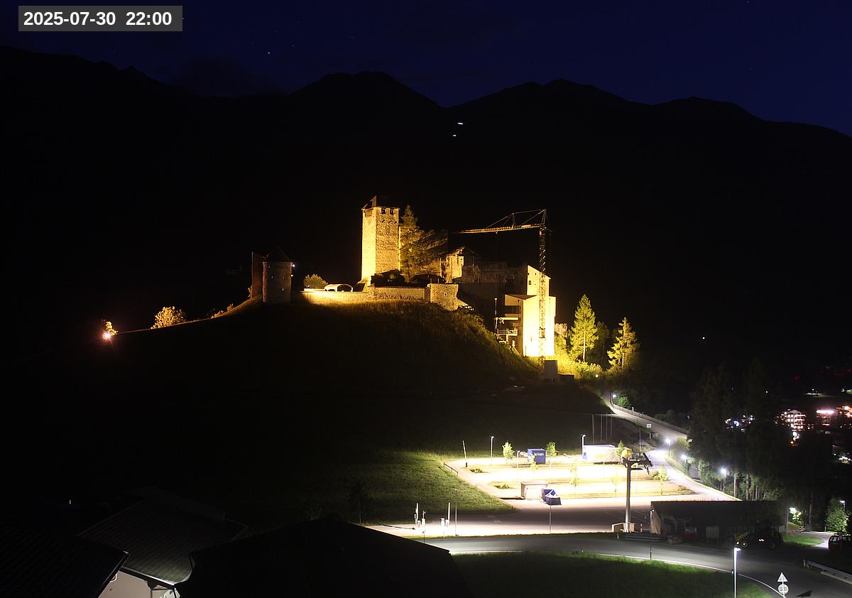 Webcam Burg Heinfels, 2025-07-30 22:00 Uhr