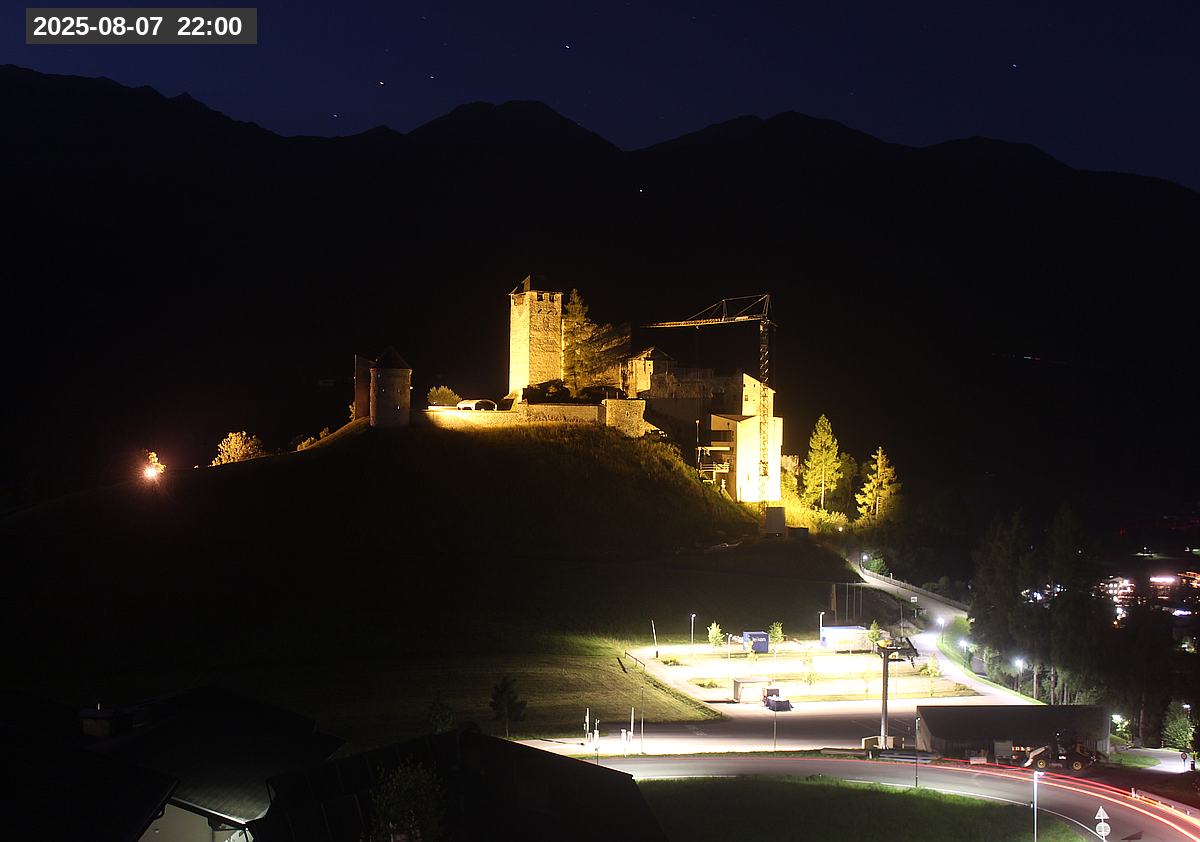 Webcam Burg Heinfels, 2025-08-07 22:00 Uhr
