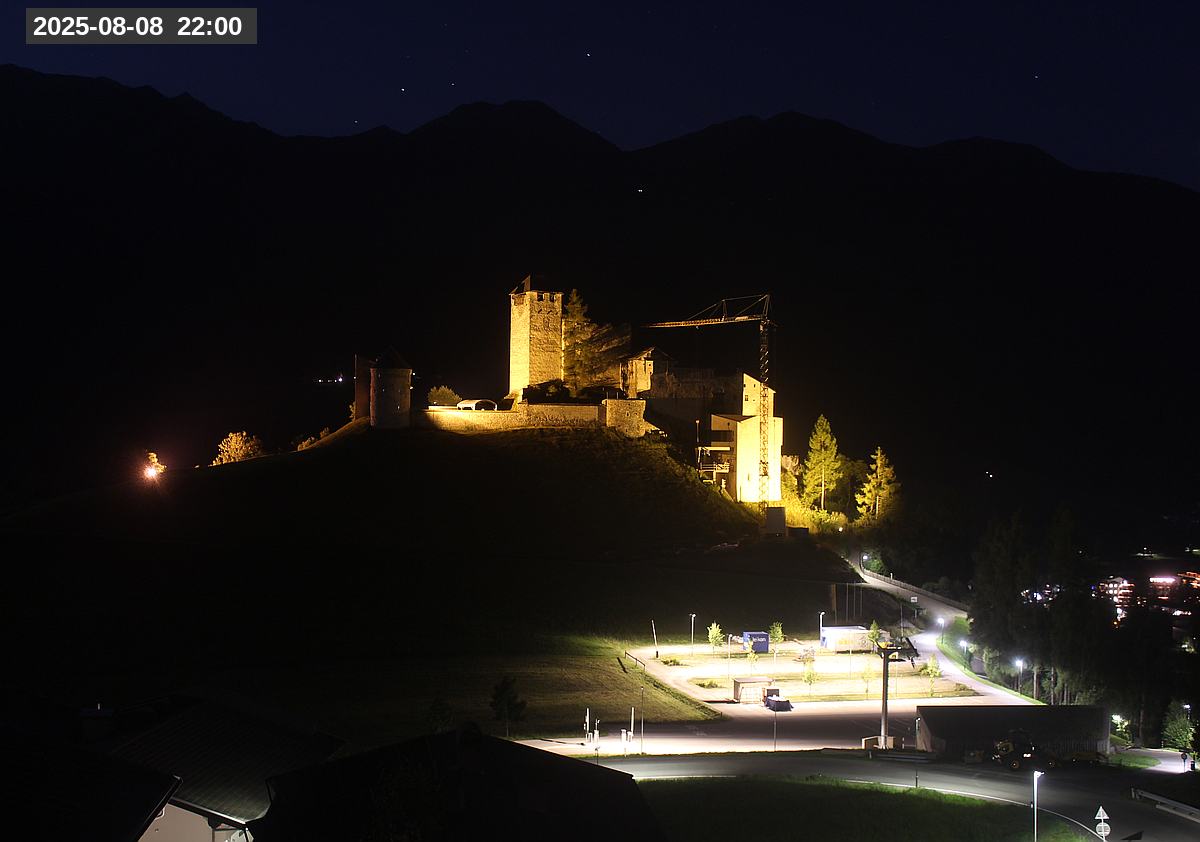 Webcam Burg Heinfels, 2025-08-08 22:00 Uhr