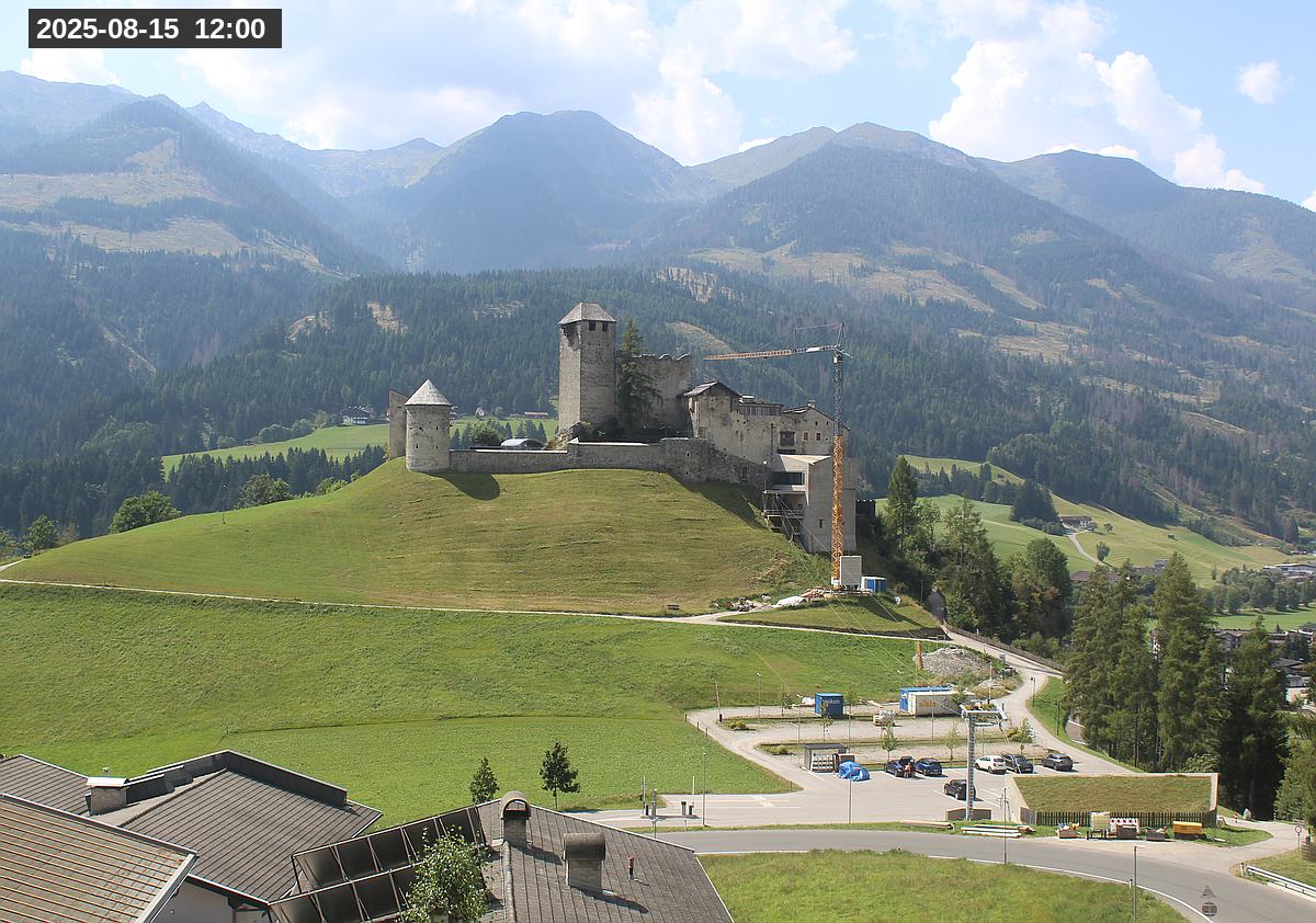 Webcam Burg Heinfels, 2025-08-15 12:00 Uhr