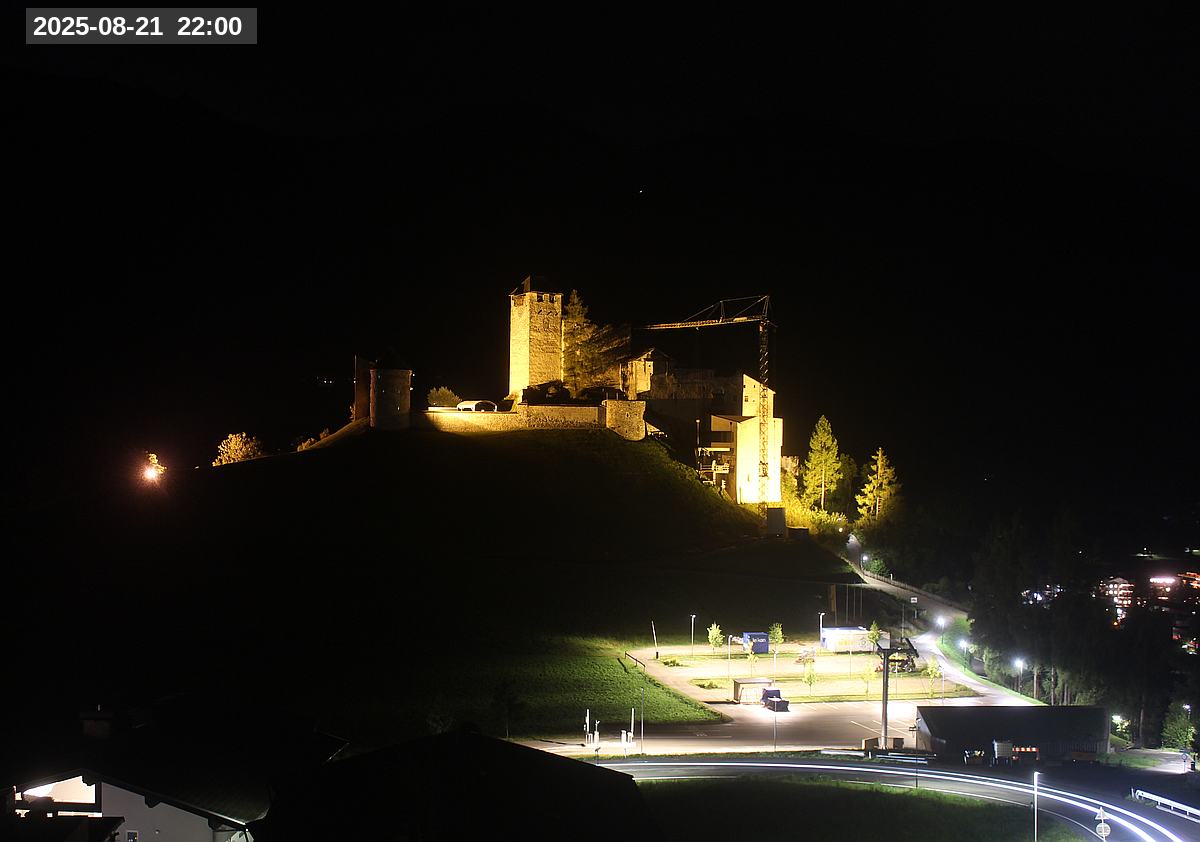 Webcam Burg Heinfels, 2025-08-21 22:00 Uhr