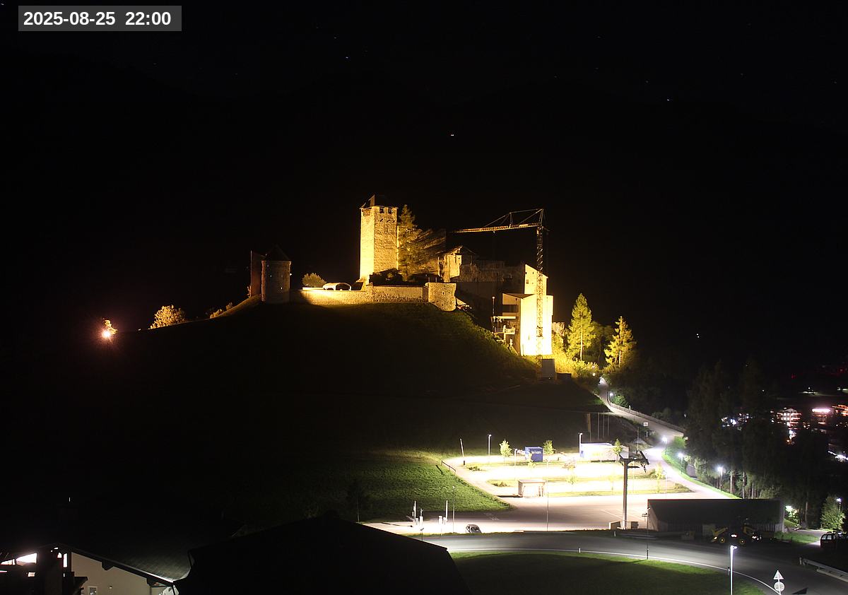 Webcam Burg Heinfels, 2025-08-25 22:00 Uhr