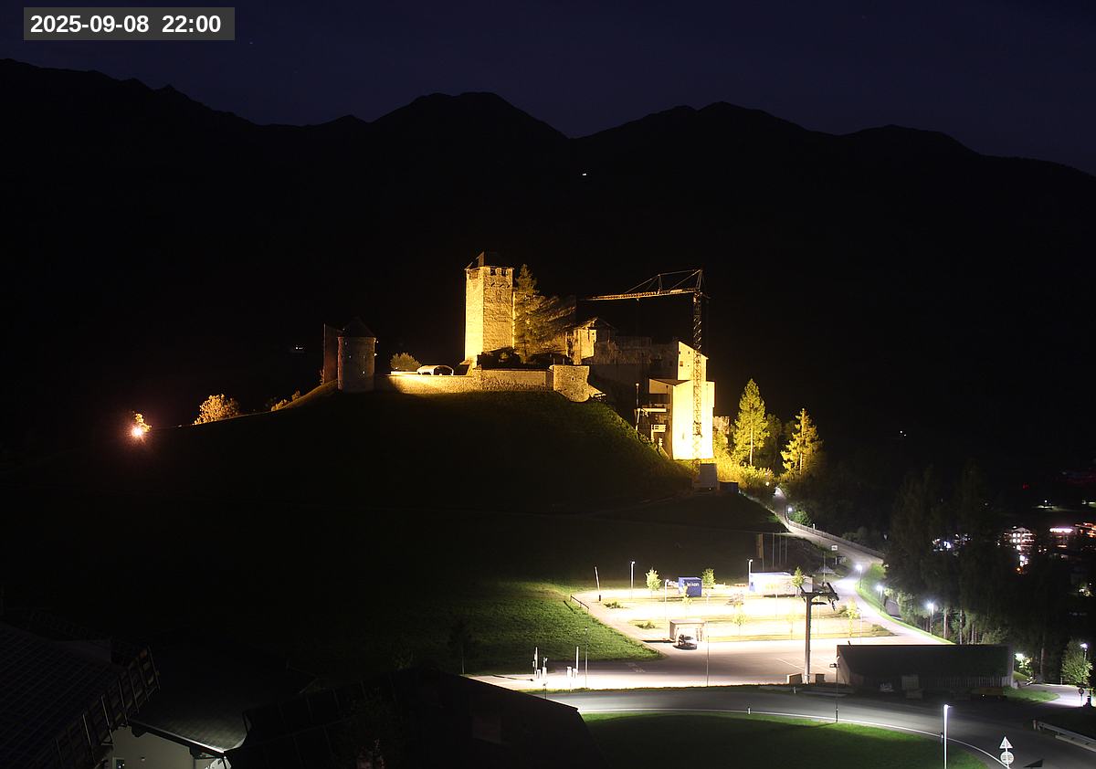 Webcam Burg Heinfels, 2025-09-08 22:00 Uhr
