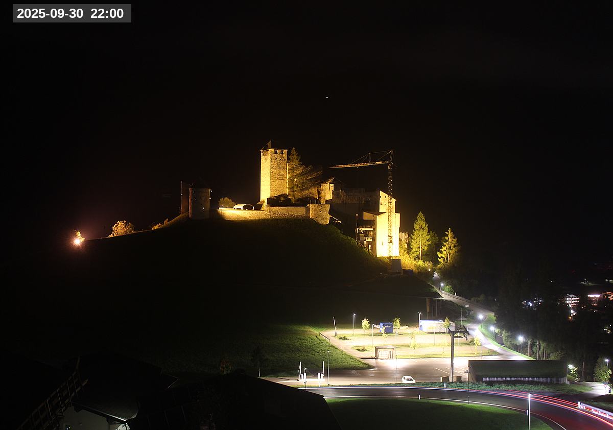 Webcam Burg Heinfels, 2025-09-30 22:00 Uhr