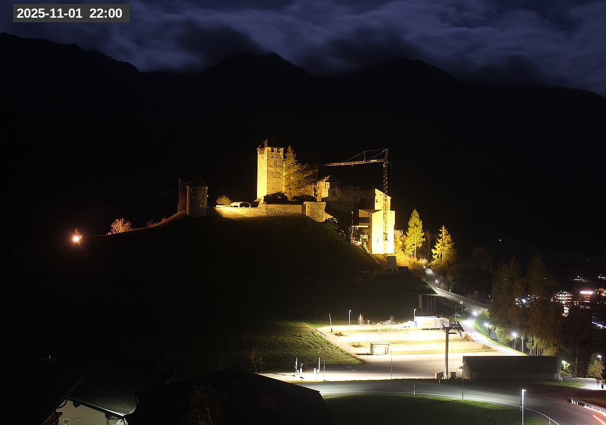 Webcam Burg Heinfels, 2025-11-01 22:00 Uhr