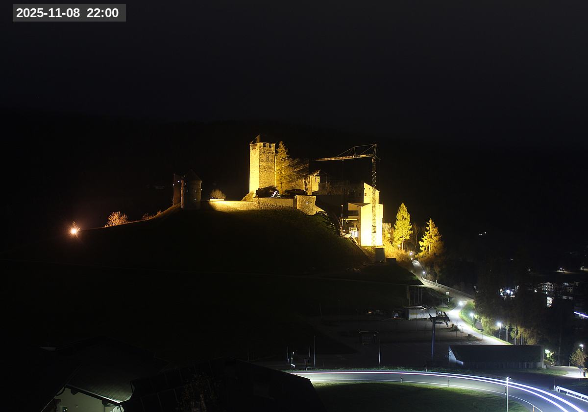Webcam Burg Heinfels, 2025-11-08 22:00 Uhr
