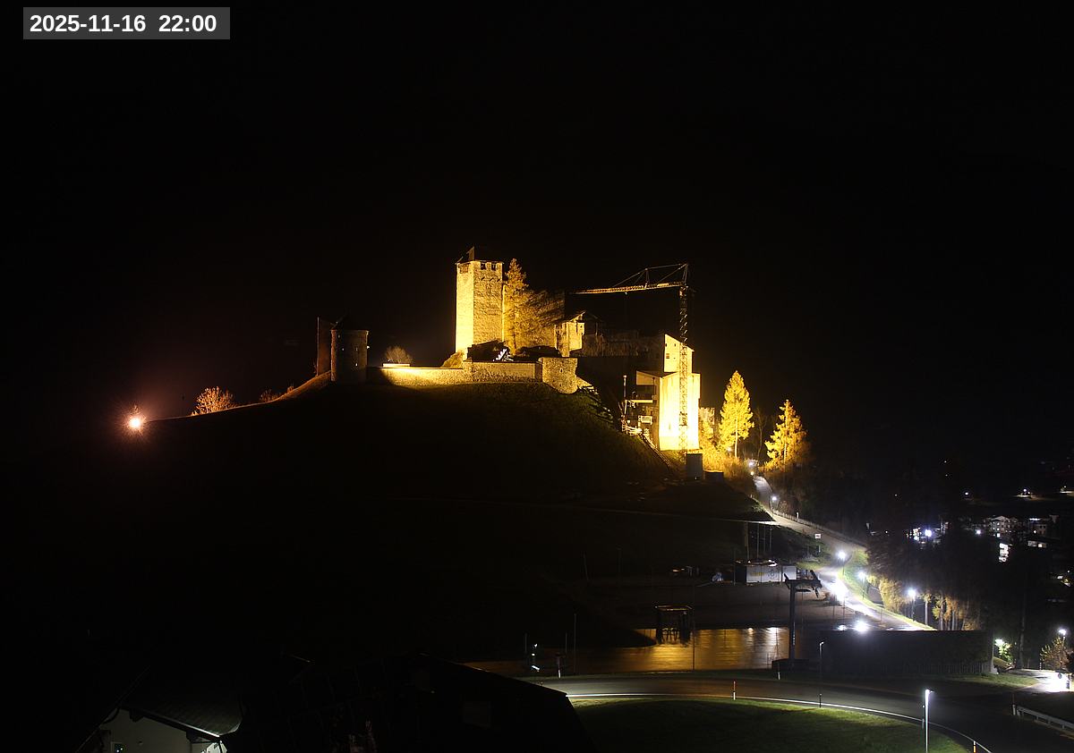 Webcam Burg Heinfels, 2025-11-16 22:00 Uhr