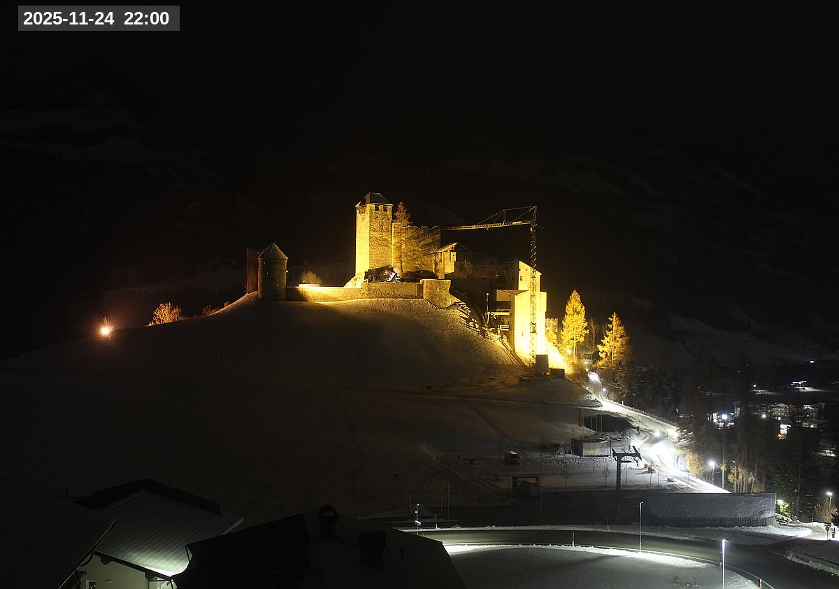 Webcam Burg Heinfels, 2025-11-24 22:00 Uhr