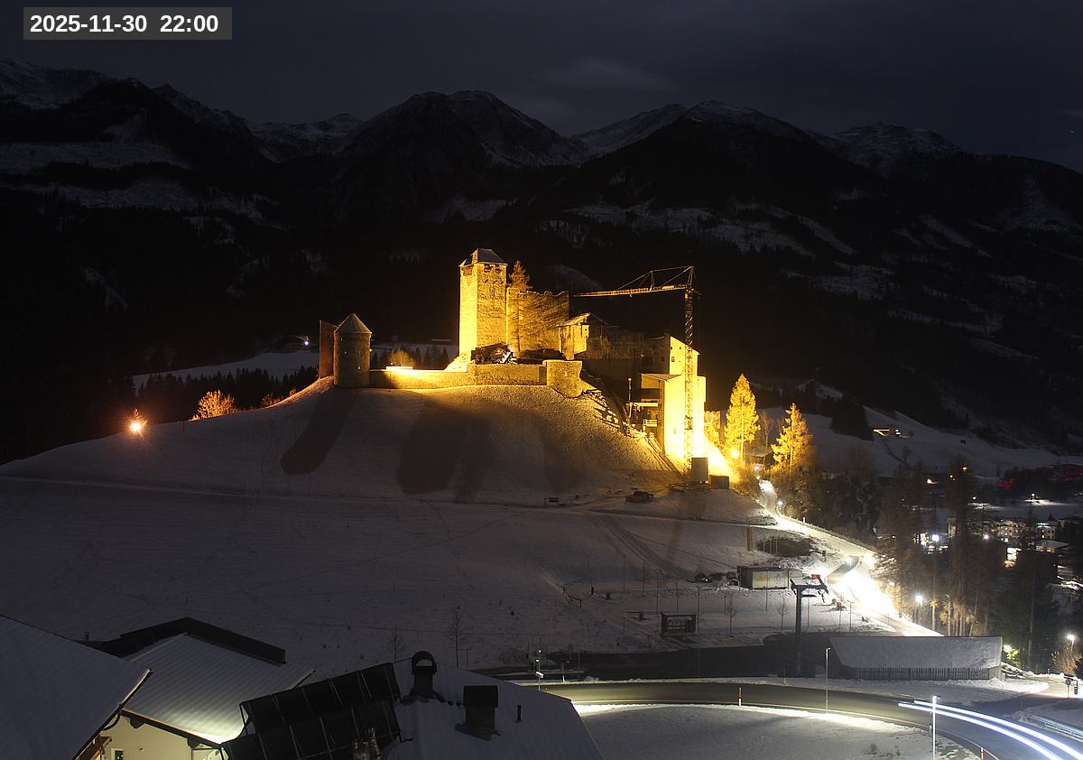 Webcam Burg Heinfels, 2025-11-30 22:00 Uhr