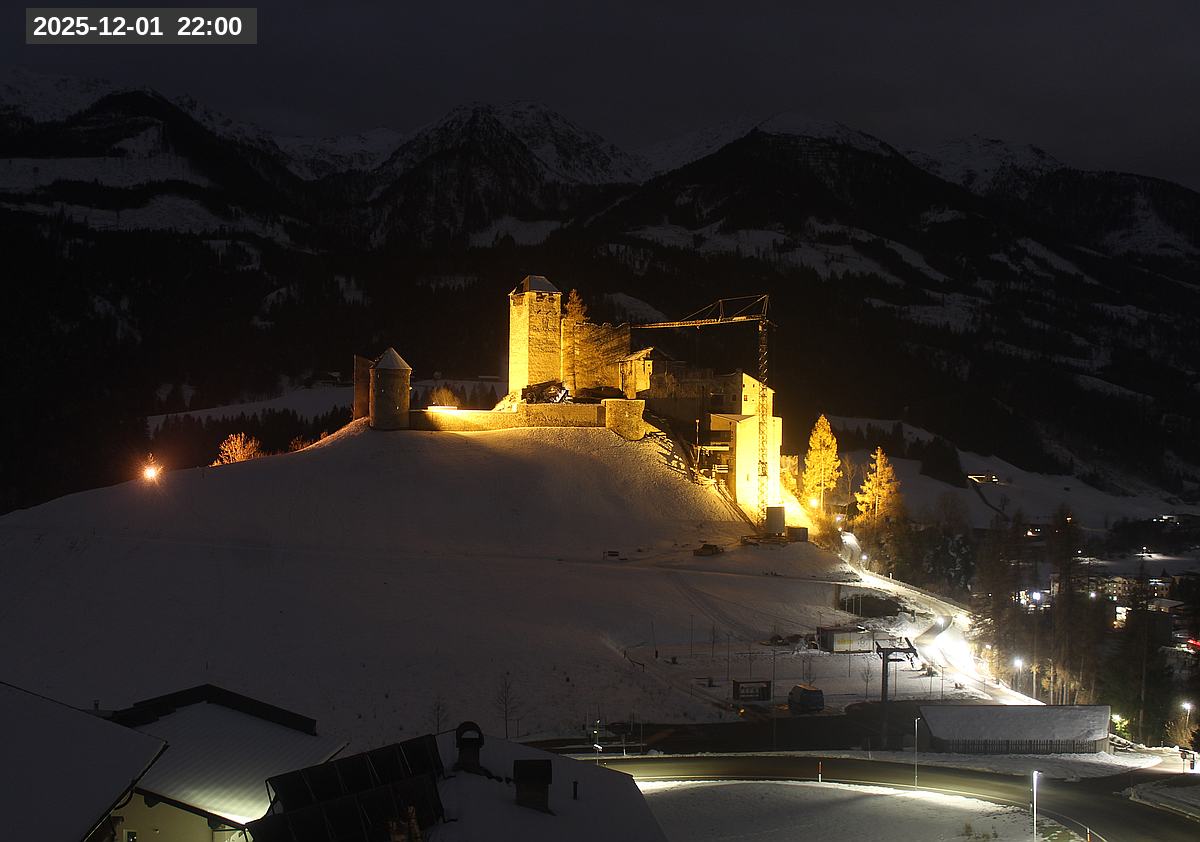 Webcam Burg Heinfels, 2025-12-01 22:00 Uhr