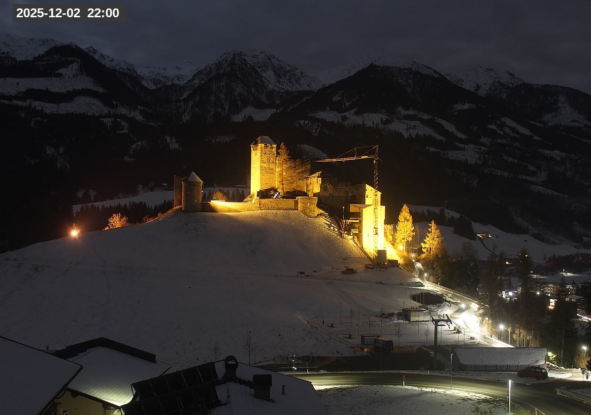 Webcam Burg Heinfels, 2025-12-02 22:00 Uhr