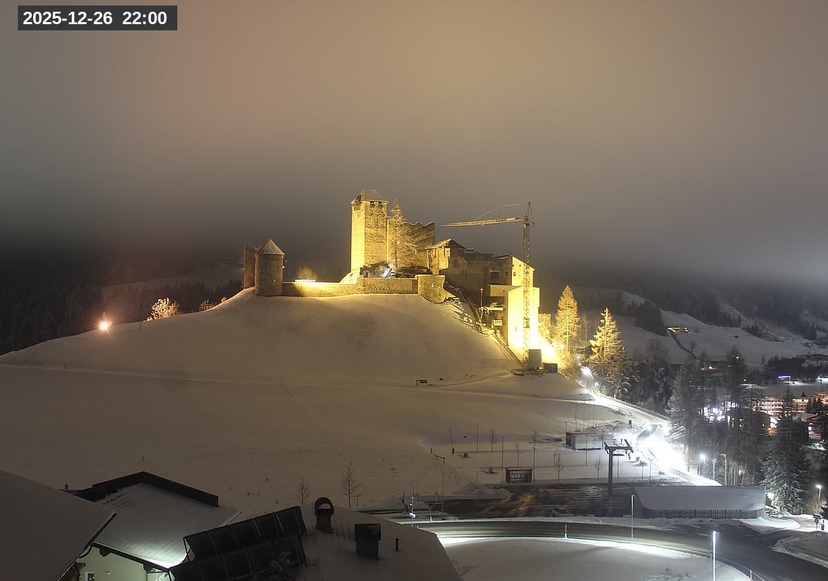 Webcam Burg Heinfels, 2025-12-26 22:00 Uhr