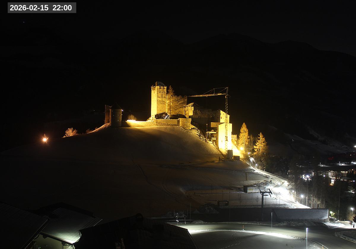 Webcam Burg Heinfels, 2026-02-15 22:00 Uhr