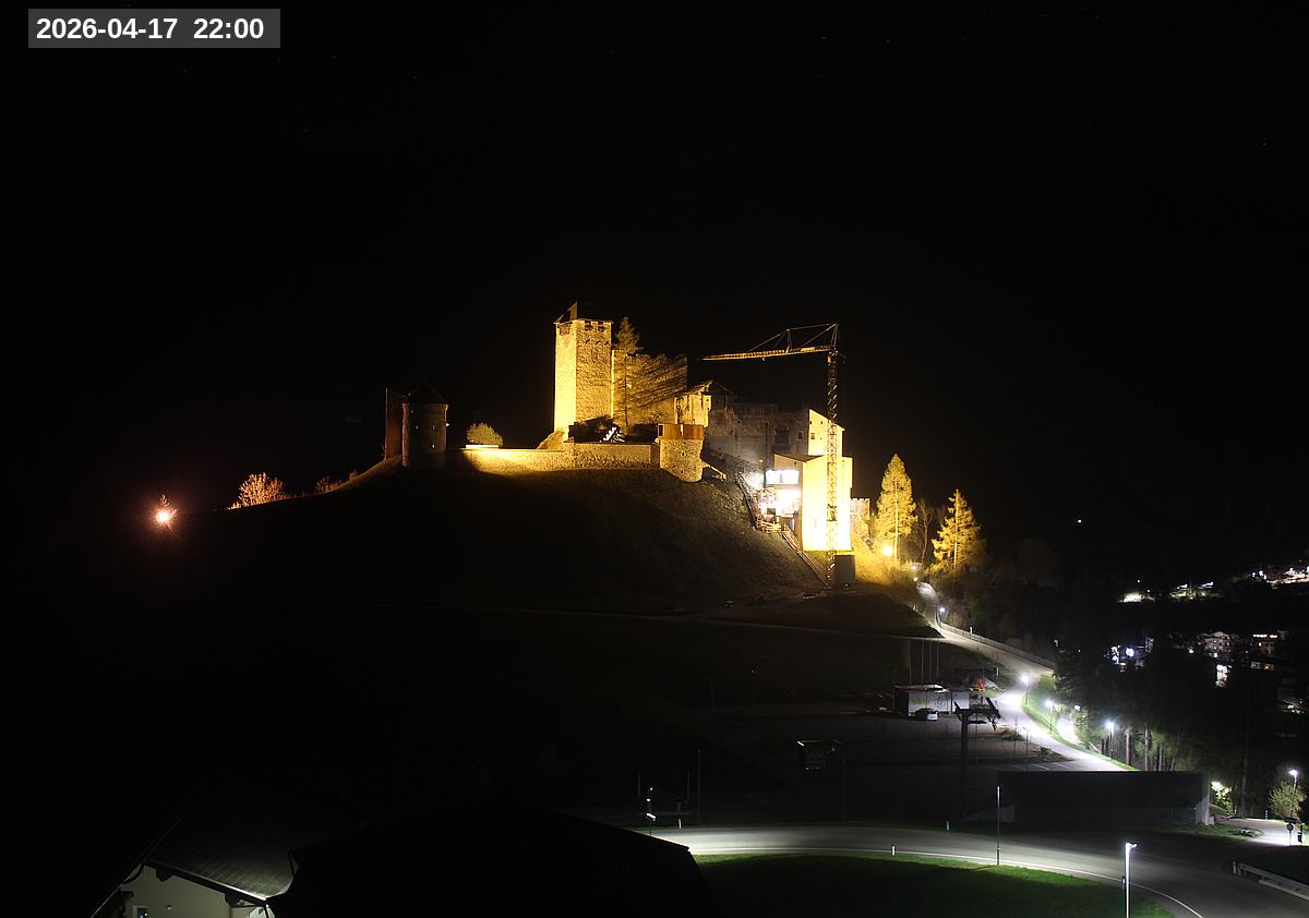 Webcam Burg Heinfels, 2026-04-17 22:00 Uhr