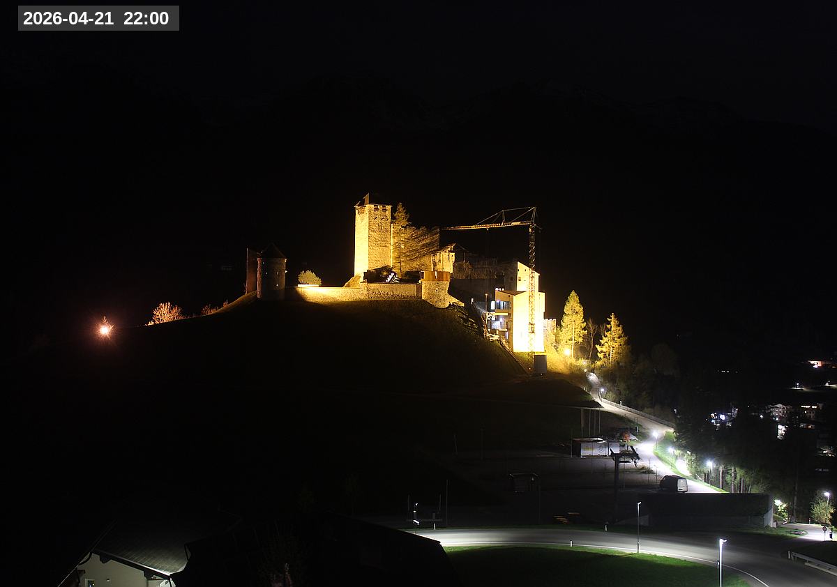 Webcam Burg Heinfels, 2026-04-21 22:00 Uhr