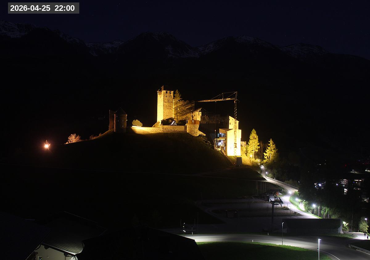 Webcam Burg Heinfels, 2026-04-25 22:00 Uhr