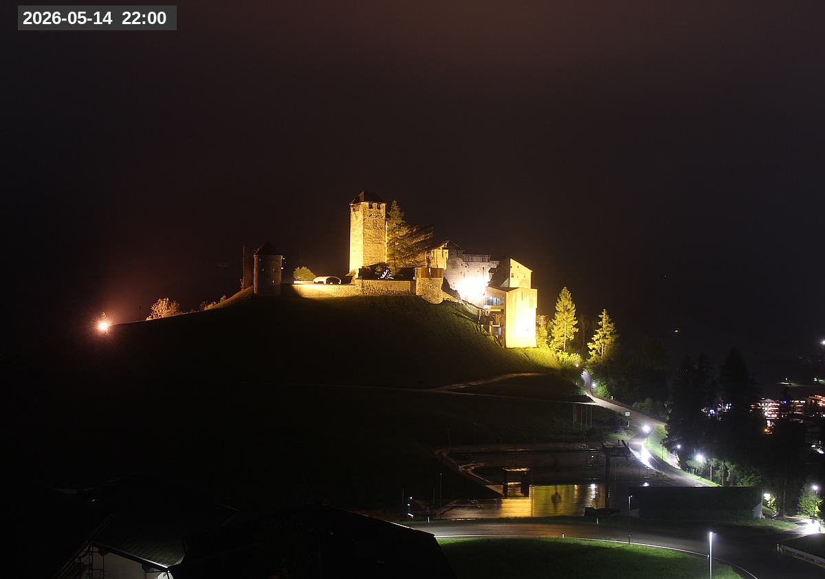 Webcam Burg Heinfels, 2026-05-14 22:00 Uhr