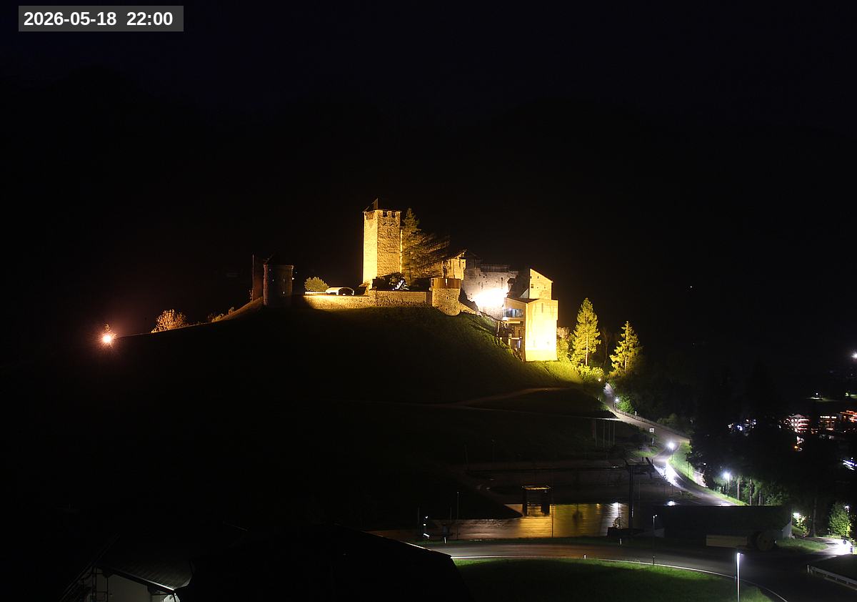Webcam Burg Heinfels, 2026-05-18 22:00 Uhr