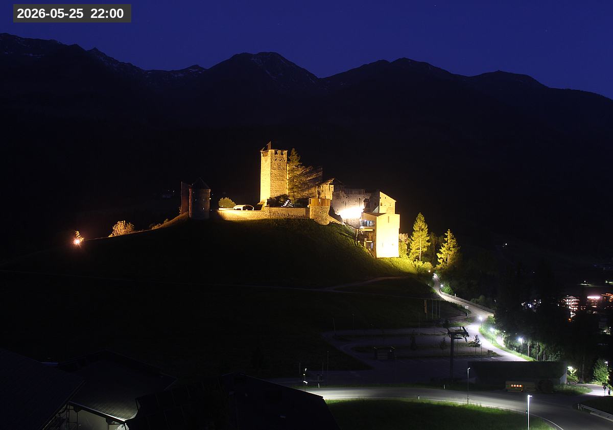 Webcam Burg Heinfels, 2026-05-25 22:00 Uhr