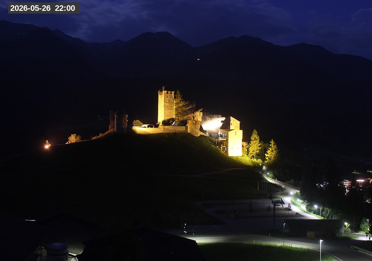 Webcam Burg Heinfels, 2026-05-26 22:00 Uhr