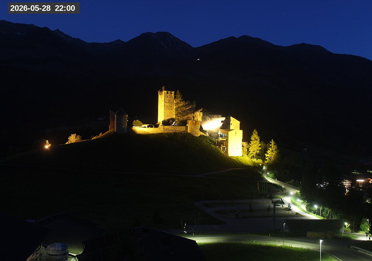 Webcam Burg Heinfels, 2026-05-28 22:00 Uhr
