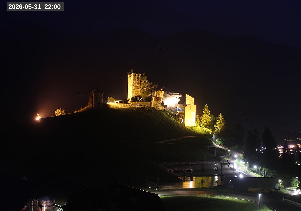 Webcam Burg Heinfels, 2026-05-31 22:00 Uhr