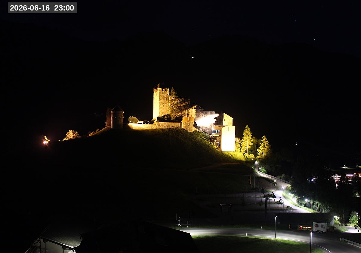 Webcam Burg Heinfels, 2026-06-16 23:00 Uhr