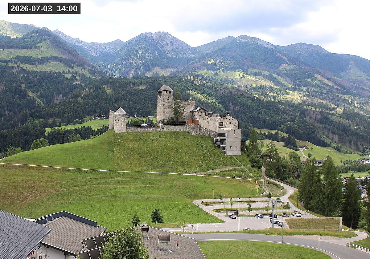 Webcam Burg Heinfels, 2026-07-03 14:00 Uhr