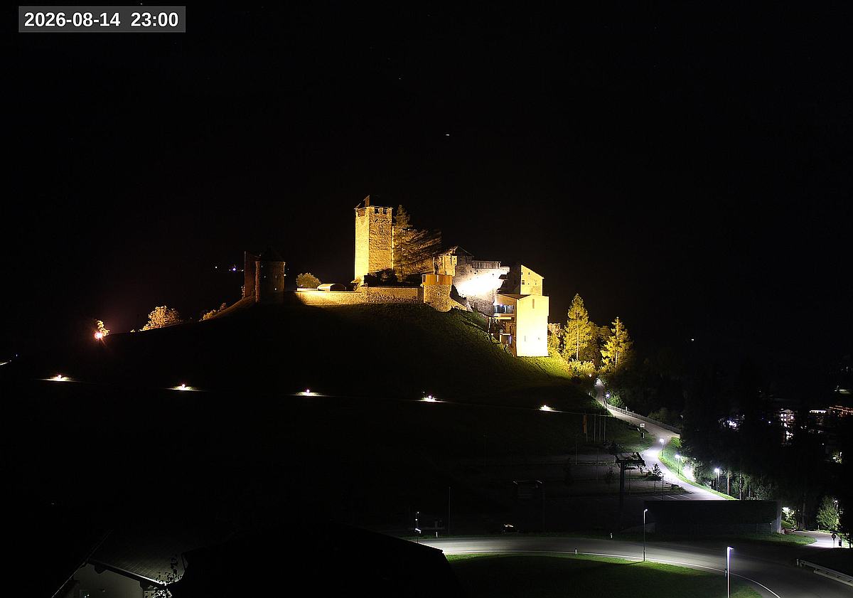 Webcam Burg Heinfels, 2026-08-14 23:00 Uhr