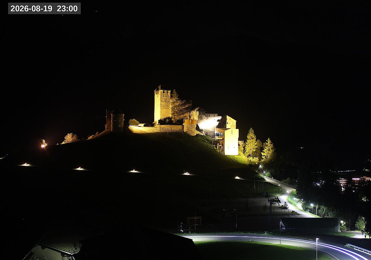 Webcam Burg Heinfels, 2026-08-19 23:00 Uhr