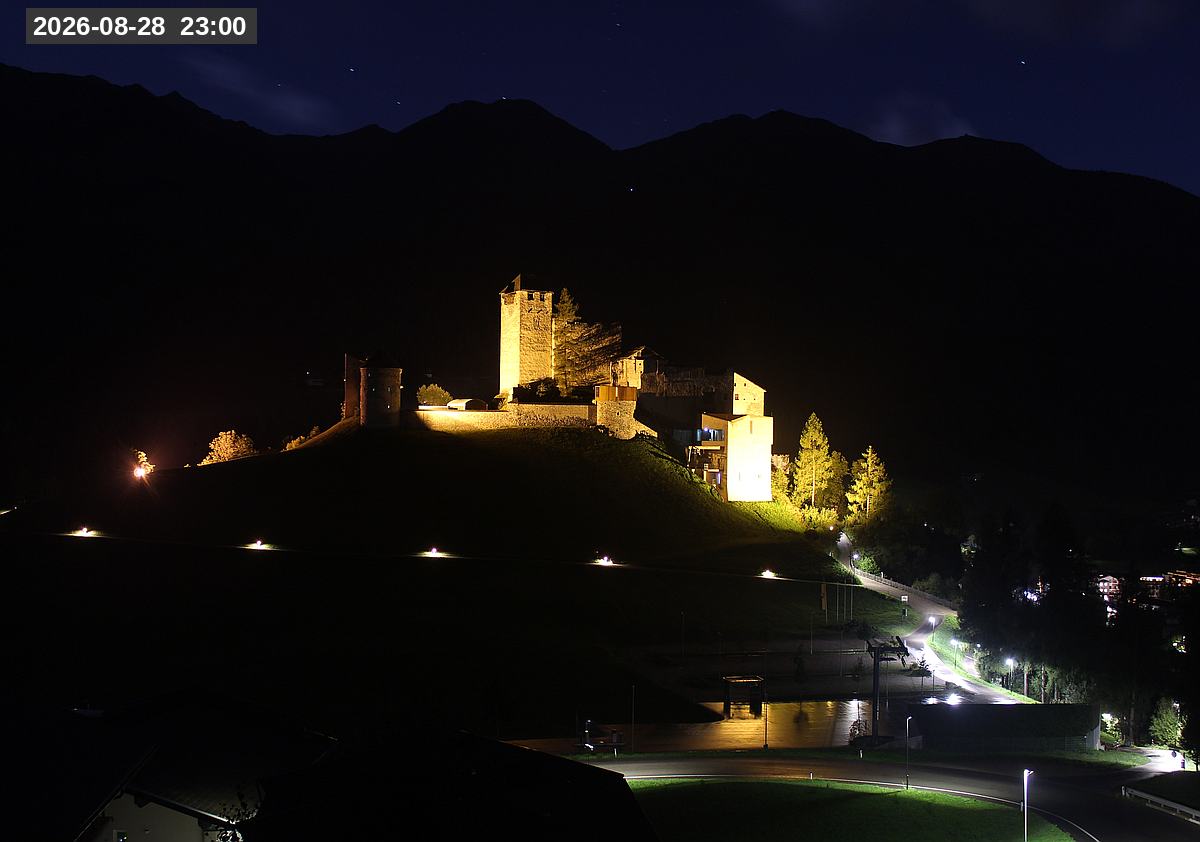 Webcam Burg Heinfels, 2026-08-28 23:00 Uhr