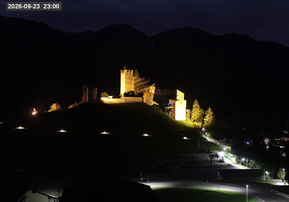 Webcam Burg Heinfels, 2026-09-23 23:00 Uhr
