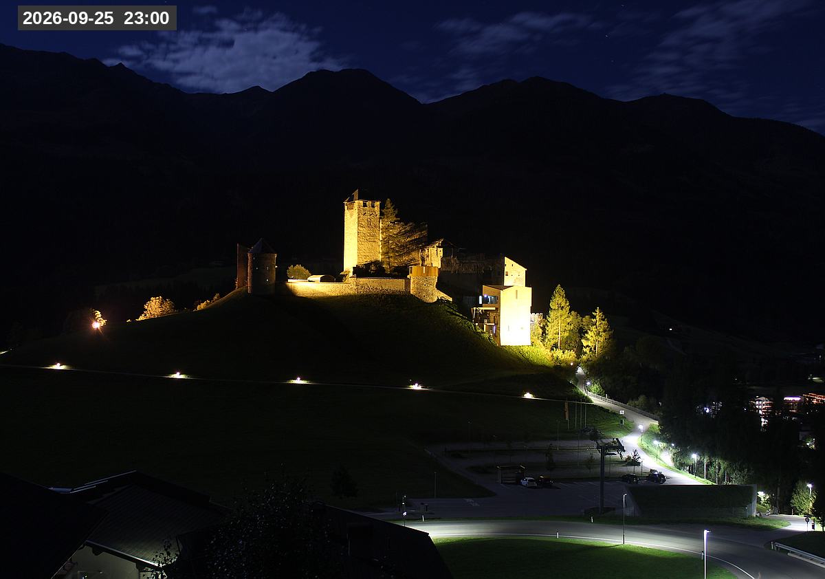 Webcam Burg Heinfels, 2026-09-25 23:00 Uhr