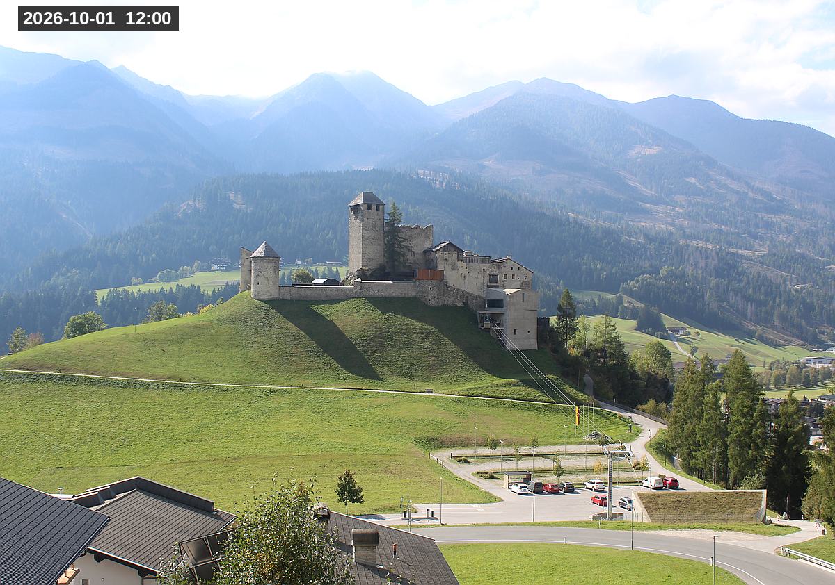 Webcam Burg Heinfels, 2026-10-01 12:00 Uhr